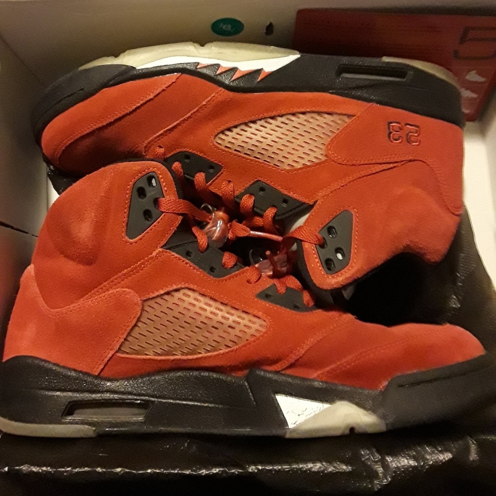 Jordan 5 OG Raging Bull (suede)